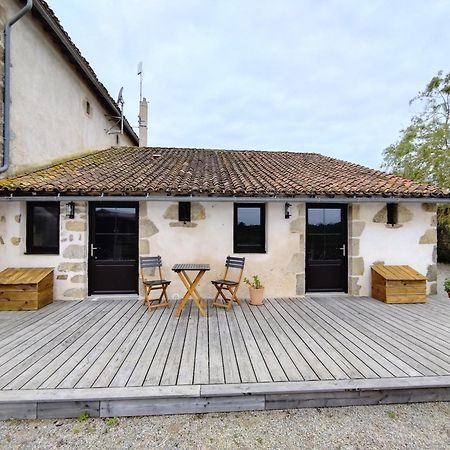 Le Moulin Du Fresne, Chambres D'Hotes Gourgé Exterior foto