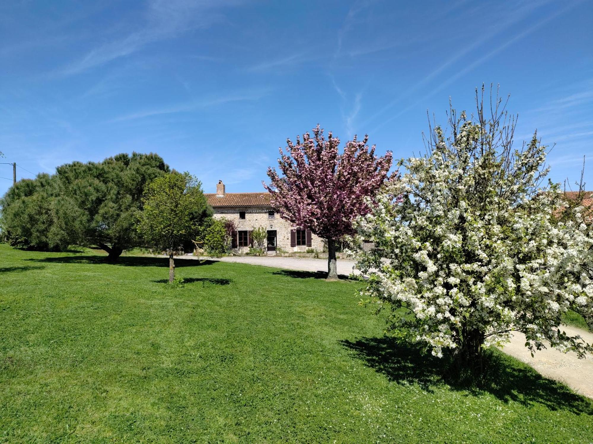 Le Moulin Du Fresne, Chambres D'Hotes Gourgé Exterior foto
